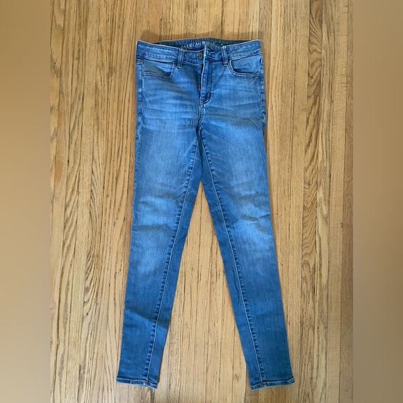Almost New 4 Pairs of American Eagle Jeans - Picture 7 of 13
